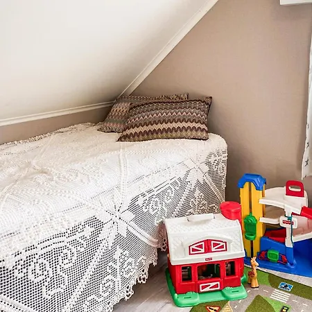 4 Bedroom Beautiful In Svortevik